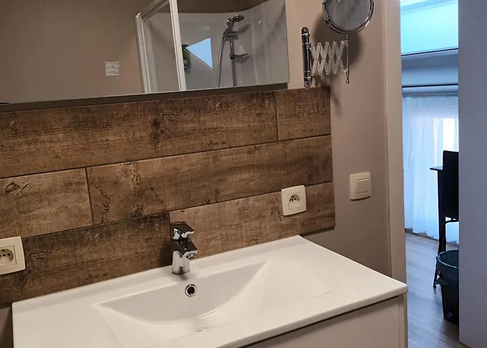 Le Relais De La Motte Nocleg ze śniadaniem 3*